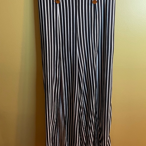 Favlux Wide Leg Pants w/Slits - Picture 4 of 9